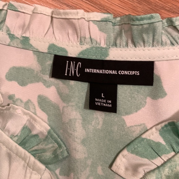 NWT INC Pretty White And Lime Green Floral Long Sleeve Blouse - Picture 3 of 12